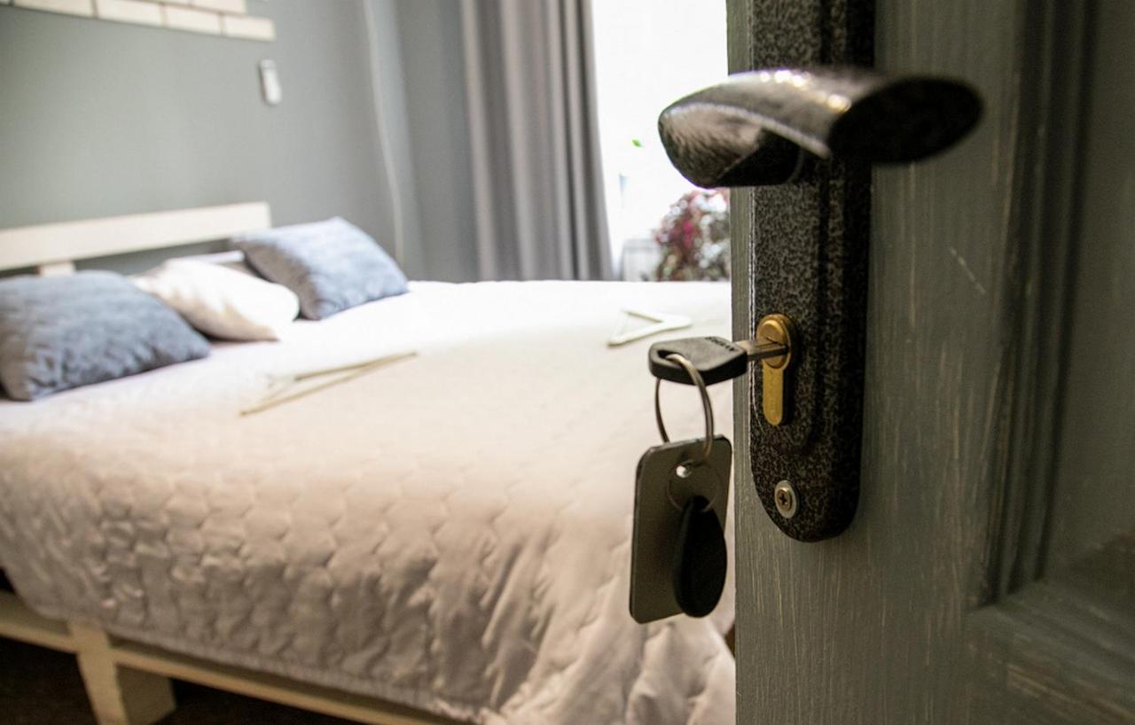 Sacvoyage Hotel Киев Екстериор снимка